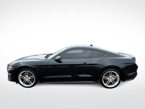 Used 2022 Ford Mustang GT Premium w/ Equipment Group 401A RWD image 5