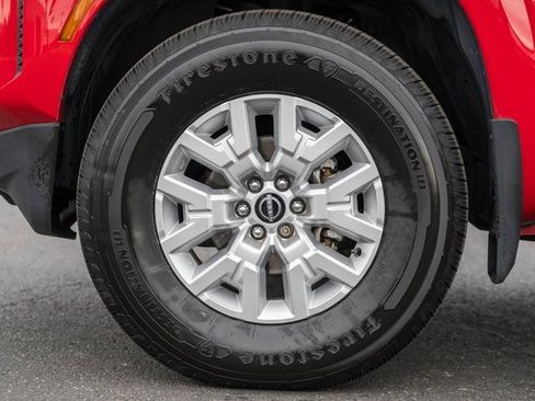 Used 2023 Nissan Frontier SV w/ Technology Package image 16