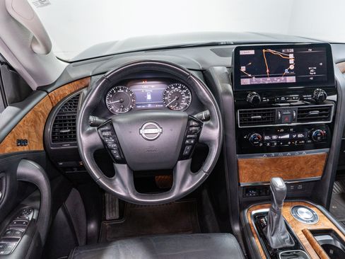 Used 2022 Nissan Armada SL w/ Captain's Chairs Package RWD image 11