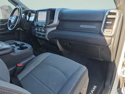Used 2024 RAM 3500 Big Horn AWD/4WD image 34