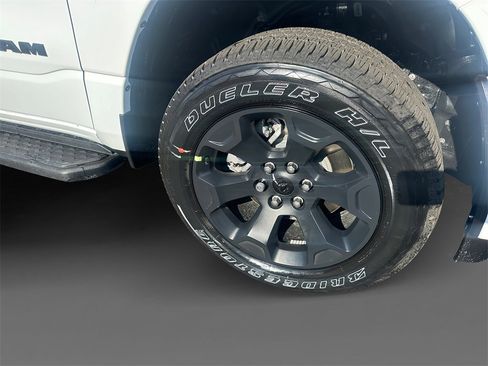 New 2026 RAM 1500 Express image 16