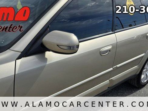 Used 2008 Subaru Outback 3.0R L.L. Bean image 9