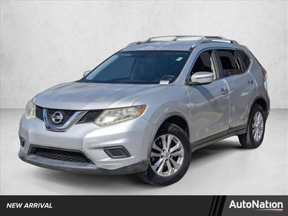 Used 2016 Nissan Rogue SV