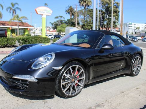 Used 2013 Porsche 911 Carrera S image 11