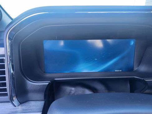 Used 2025 Ford F350 Lariat w/ Camper Package image 29