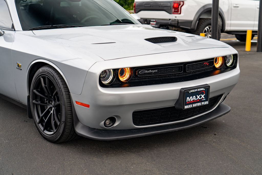 Used 2021 Dodge Challenger R/T Scat Pack RWD image 6