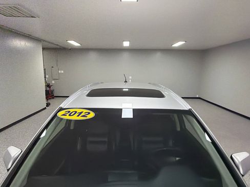 Used 2012 Honda CR-V EX-L image 9