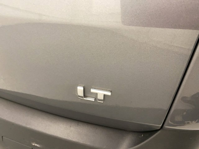 Used 2020 Chevrolet Traverse LT w/ Driver Confidence II Package AWD/4WD image 36