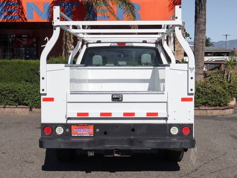 Used 2020 Ford F250 XL w/ Power Equipment Group image 8