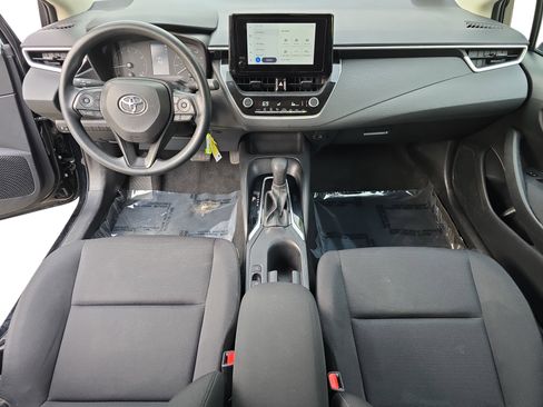Used 2024 Toyota Corolla LE image 9