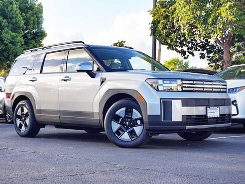 New 2026 Hyundai Santa Fe SEL image 2