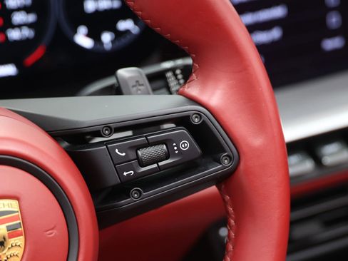 Used 2022 Porsche 911 Carrera image 29