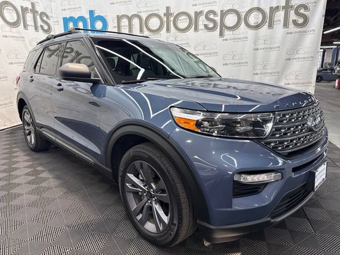 Used 2021 Ford Explorer XLT w/ Equipment Group 202A AWD/4WD image 10