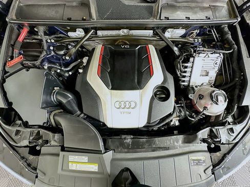 Used 2020 Audi SQ5 Premium Plus w/ Premium Plus Package image 32