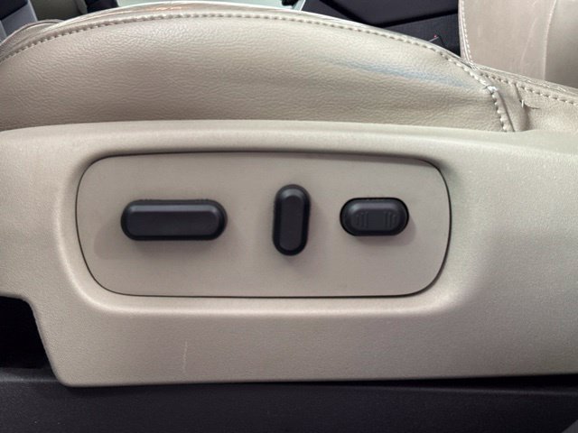 Used 2013 Ford Explorer XLT FWD image 14