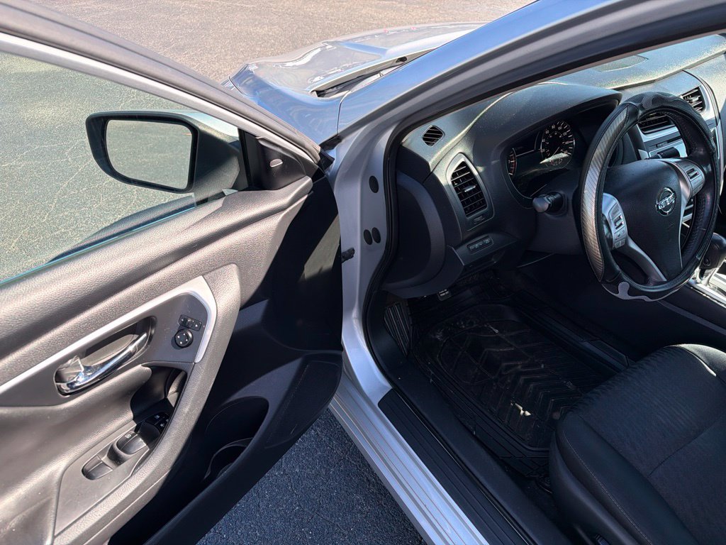 Used 2017 Nissan Altima 2.5 SV FWD image 8
