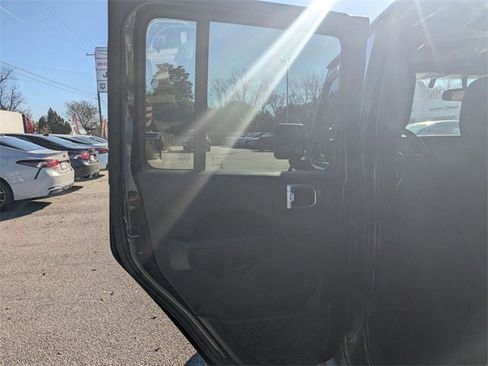 Used 2019 Jeep Wrangler Unlimited Sport S image 24