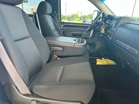 Used 2010 Chevrolet Silverado 3500 LT w/ Interior Plus Package AWD/4WD image 22