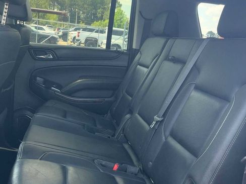 Used 2019 Chevrolet Suburban LT AWD/4WD image 31