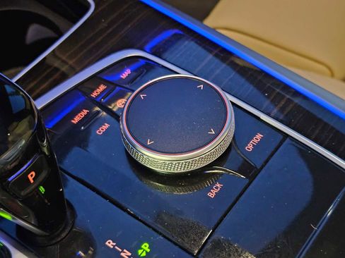 Used 2021 BMW X5 xDrive40i w/ Convenience Package image 31