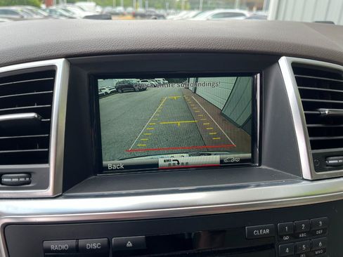 Used 2015 Mercedes-Benz ML 250 BlueTEC 4MATIC image 37