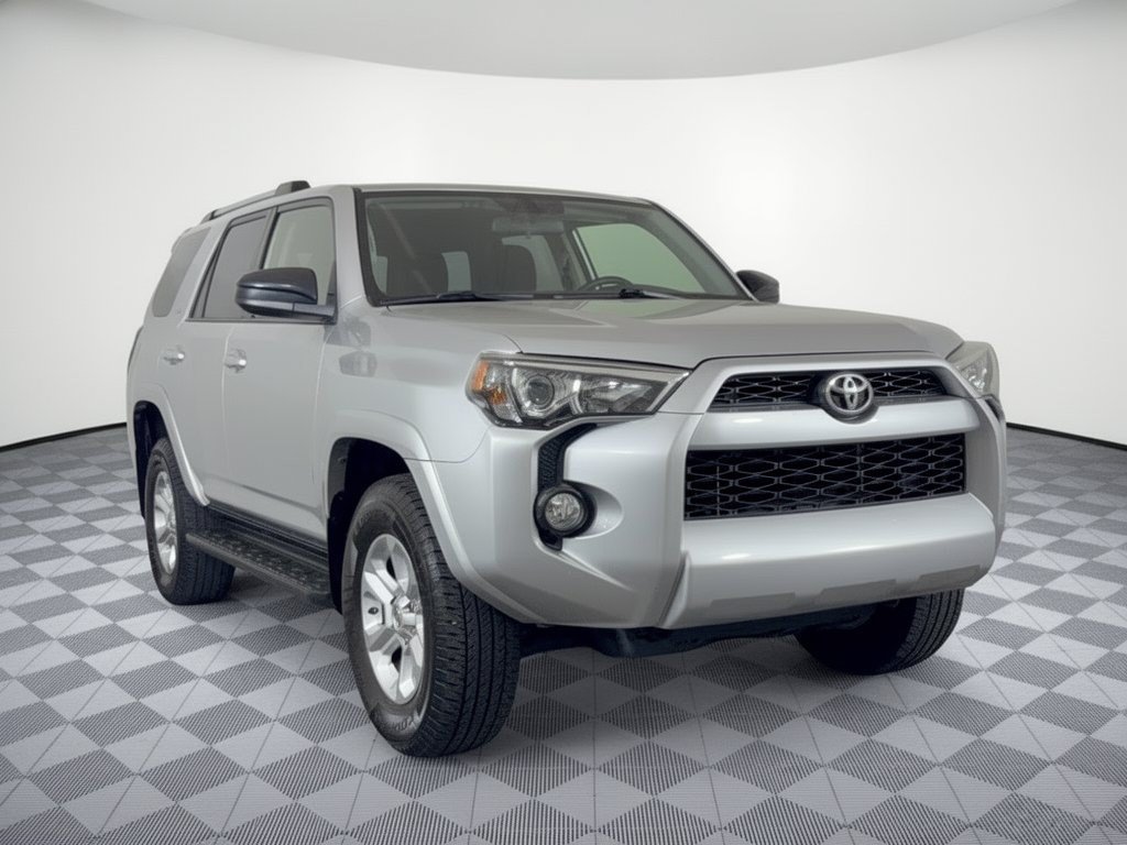 Used 2019 Toyota 4Runner SR5 AWD/4WD image 7