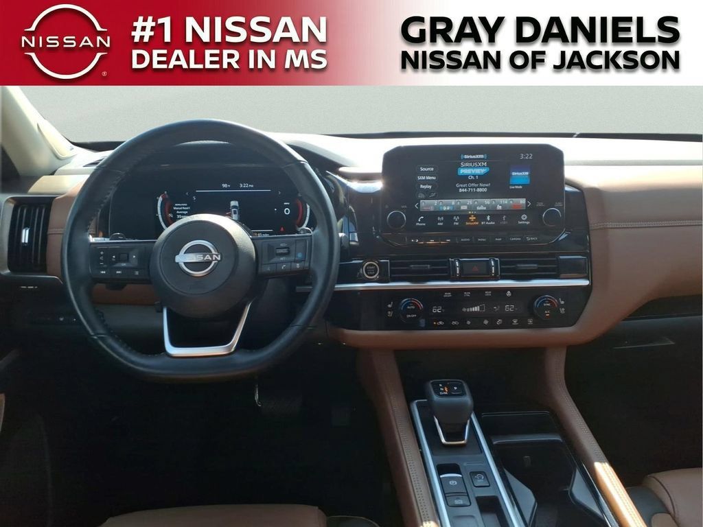 Certified 2024 Nissan Pathfinder Platinum w/ Cargo Package FWD image 11