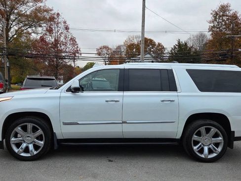 Used 2016 Cadillac Escalade ESV Premium image 7
