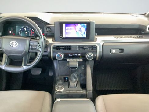 Used 2025 Toyota Tacoma SR5 RWD image 9