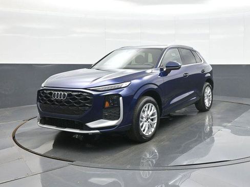 New 2026 Audi Q3 quattro 2.0T AWD/4WD image 3