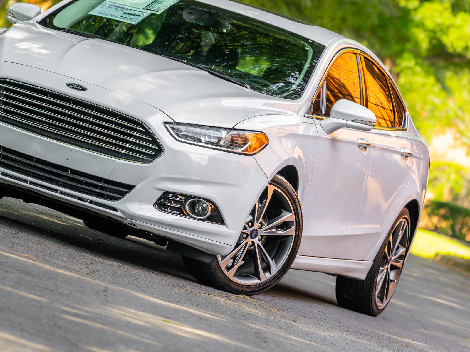 Used 2020 Ford Fusion Titanium FWD image 23