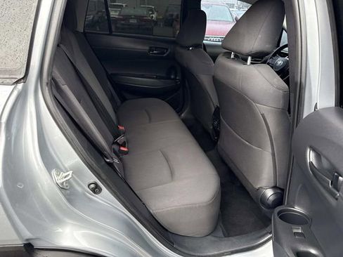 Used 2022 Toyota Corolla Cross LE image 11