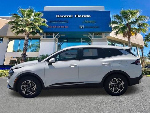 Used 2024 Kia Sportage LX FWD image 8