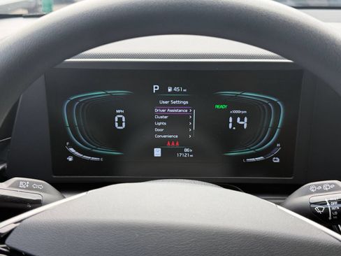 Used 2026 Kia Niro LX FWD image 38