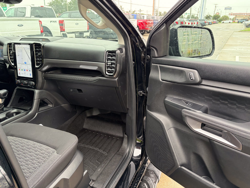 Certified 2024 Ford Ranger XLT w/ Technology Package AWD/4WD image 17