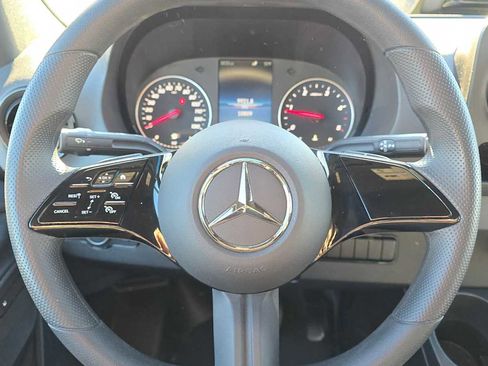 Used 2025 Mercedes-Benz Sprinter 2500 image 28