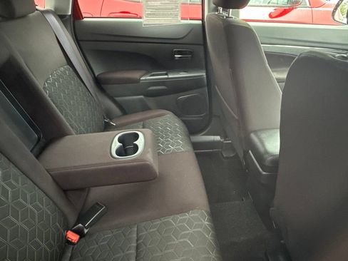 Used 2024 Mitsubishi Outlander Sport AWD image 29