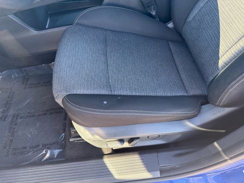 Used 2023 Nissan Rogue SV image 15