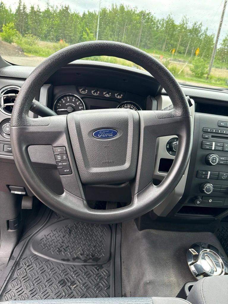 Used 2012 Ford F150 XLT AWD/4WD image 16