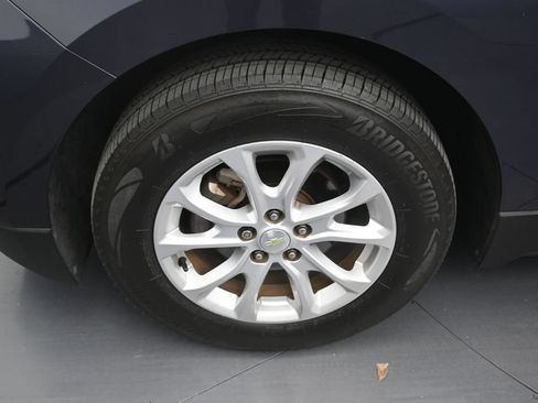 Used 2018 Chevrolet Equinox LT FWD image 9