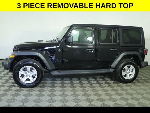 Used 2022 Jeep Wrangler Unlimited Sport AWD/4WD image 5