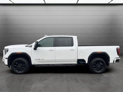 Used 2024 GMC Sierra 2500 AT4 w/ AT4 Preferred Package image 7