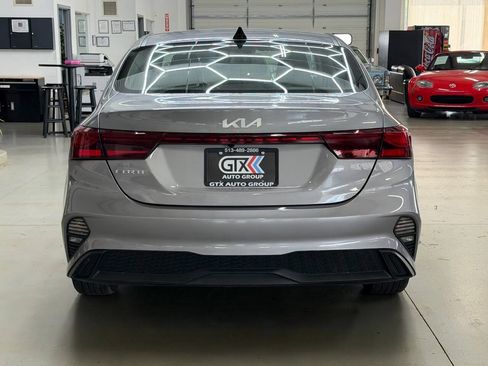 Used 2023 Kia Forte LXS FWD image 3