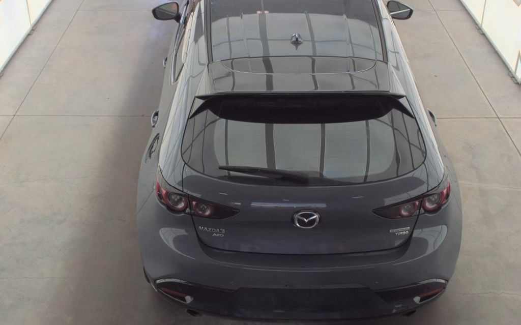 Used 2021 MAZDA MAZDA3 Hatchback w/Premium Plus Pkg AWD/4WD image 4