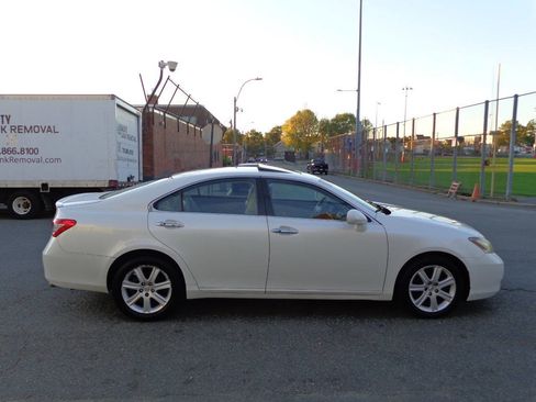 Used 2009 Lexus ES 350 image 40