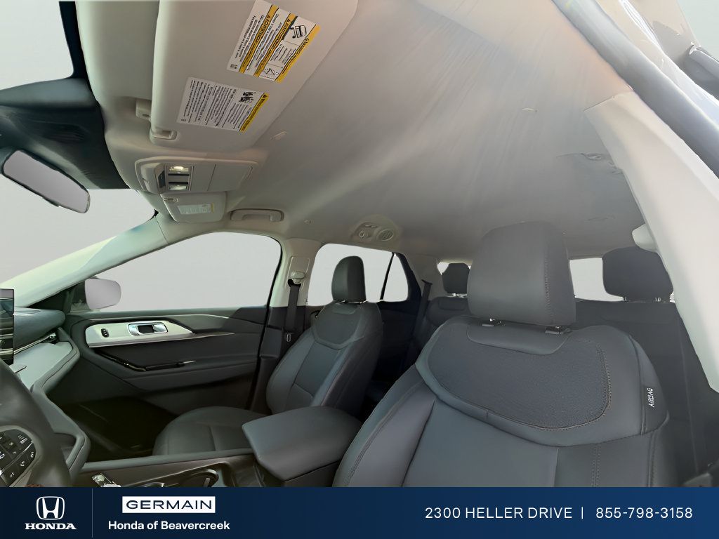 Used 2026 Ford Explorer Active w/ Active Comfort Package RWD image 12