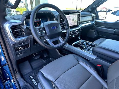 Used 2025 Ford F150 Lariat w/ Equipment Group 501A Mid AWD/4WD image 9