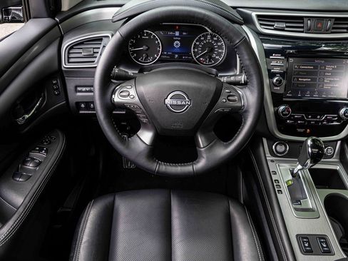 Certified 2024 Nissan Murano SL image 17