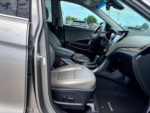 Used 2018 Hyundai Santa Fe Sport w/ 2.0T Ultimate Tech Package 05 AWD/4WD image 7