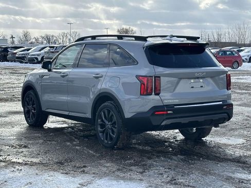 Used 2023 Kia Sorento X-Line EX image 4